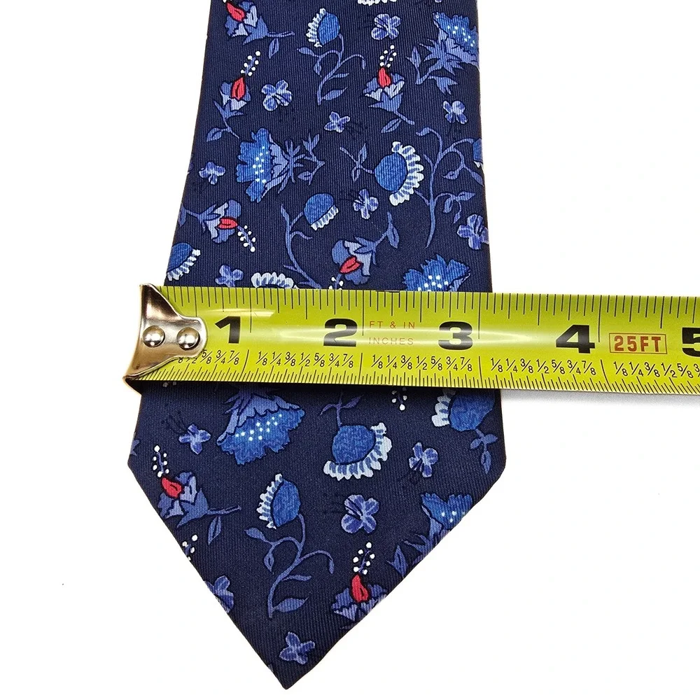 Hermès Paris Silk‎ Tie Blue Floral Bergdorf Goodman Made in France 7229 UA